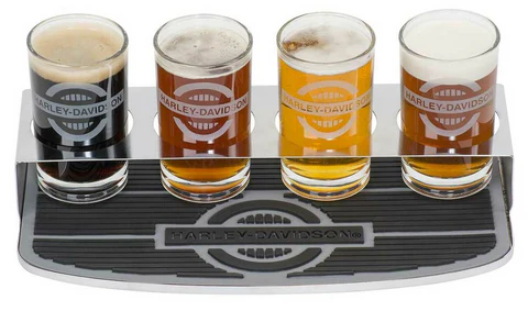 Set di bicchieri da volo Harley-Davidson® Rider Tasting con tappetino da bar e 4 bicchieri HDL-18803